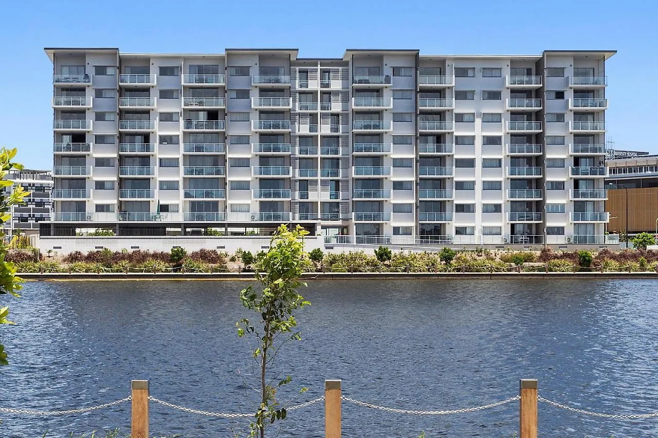 North Shore Oceanside Kawana Kawana Waters
