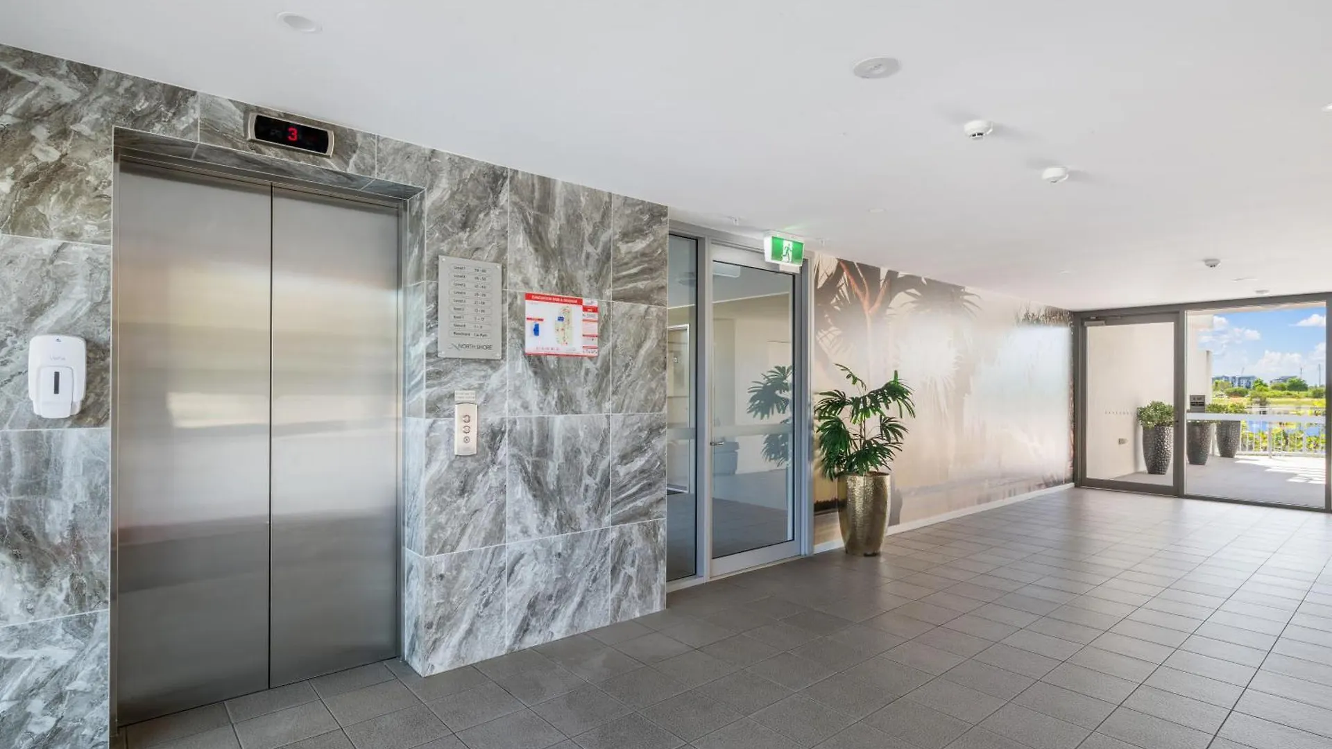 North Shore Oceanside Kawana Kawana Waters Hotel