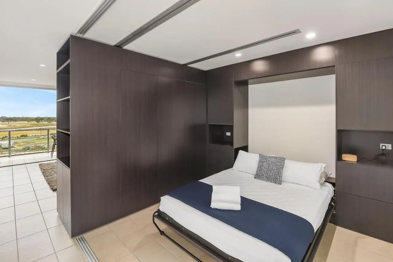 Hotel North Shore Oceanside Kawana Kawana Waters